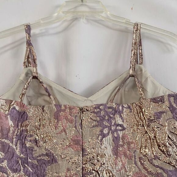 NIGHT WAY METALLIC NWT FORMAL GOWN SIZE 8‎ - Picture 6 of 11